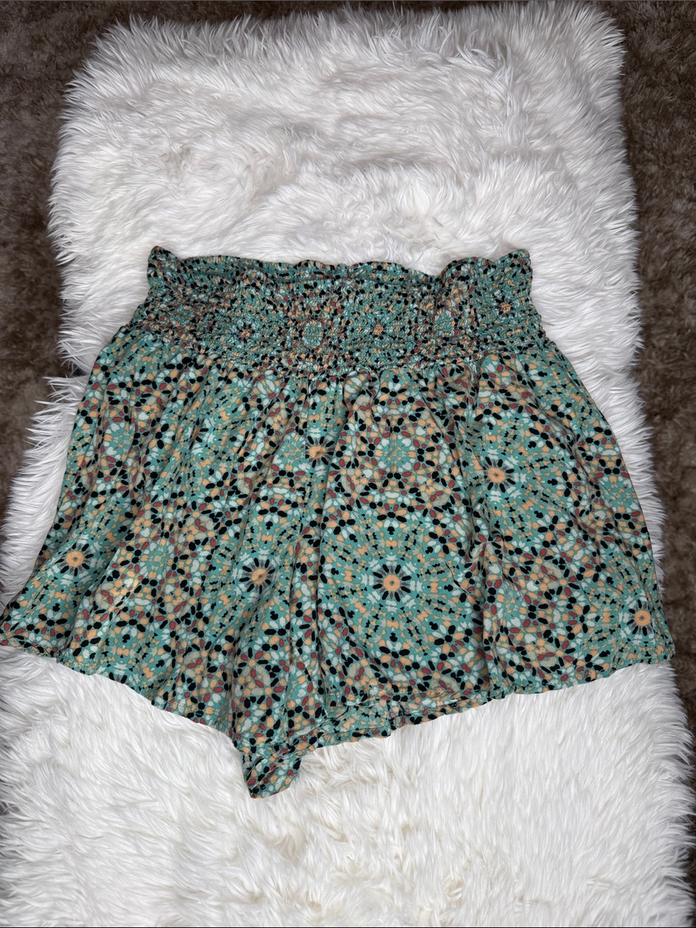 American Rag High-Waist Floral Patterned Shorts in Teal and Tan